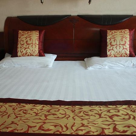 Taizhou Taishan Business Hotel الغرفة الصورة