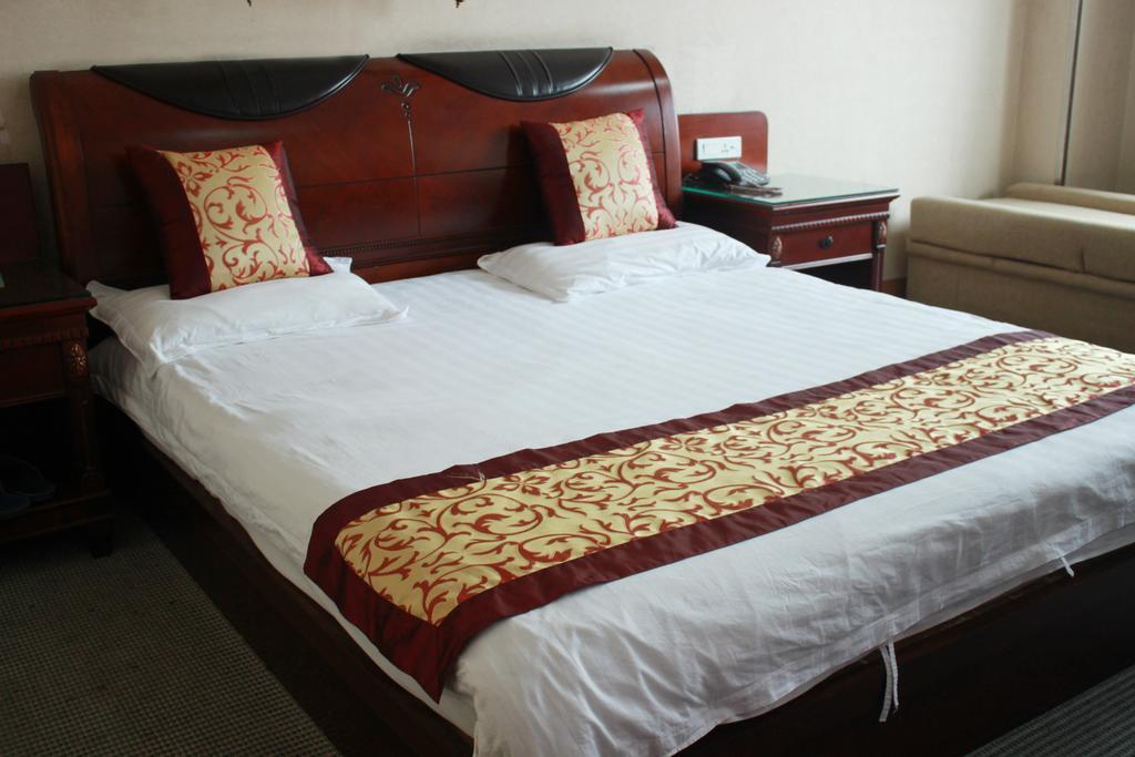 Taizhou Taishan Business Hotel الغرفة الصورة