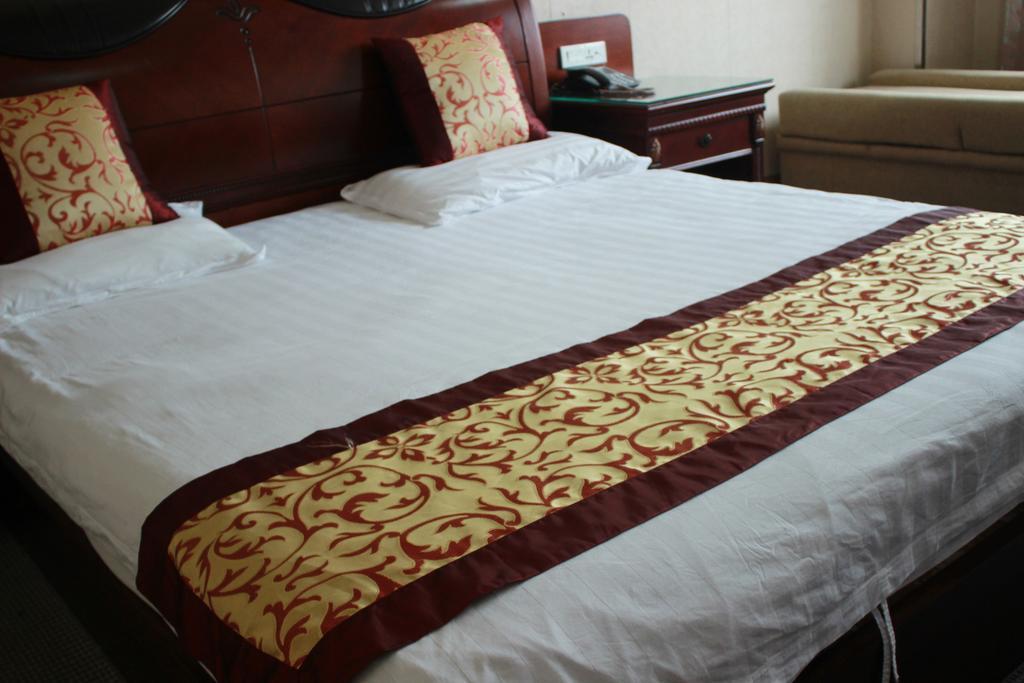 Taizhou Taishan Business Hotel الغرفة الصورة